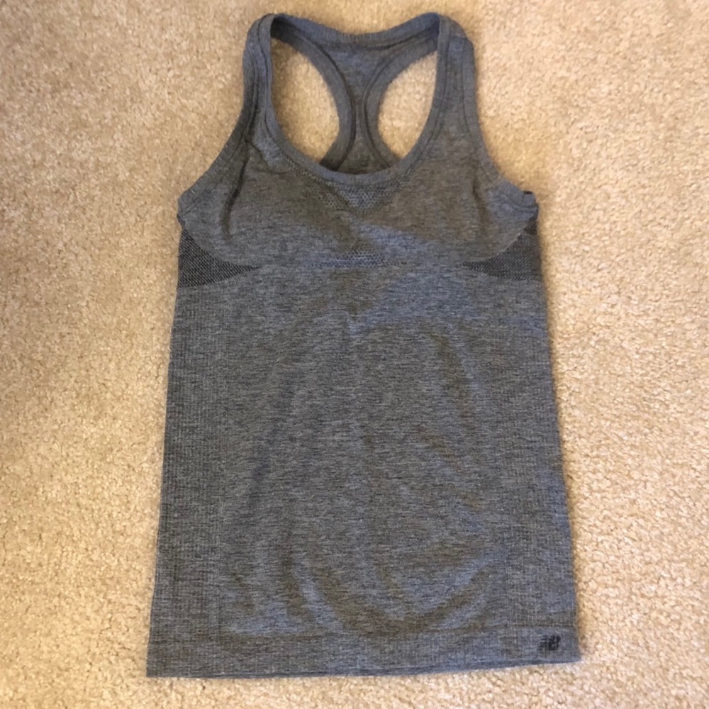 New balance padded workout tank top